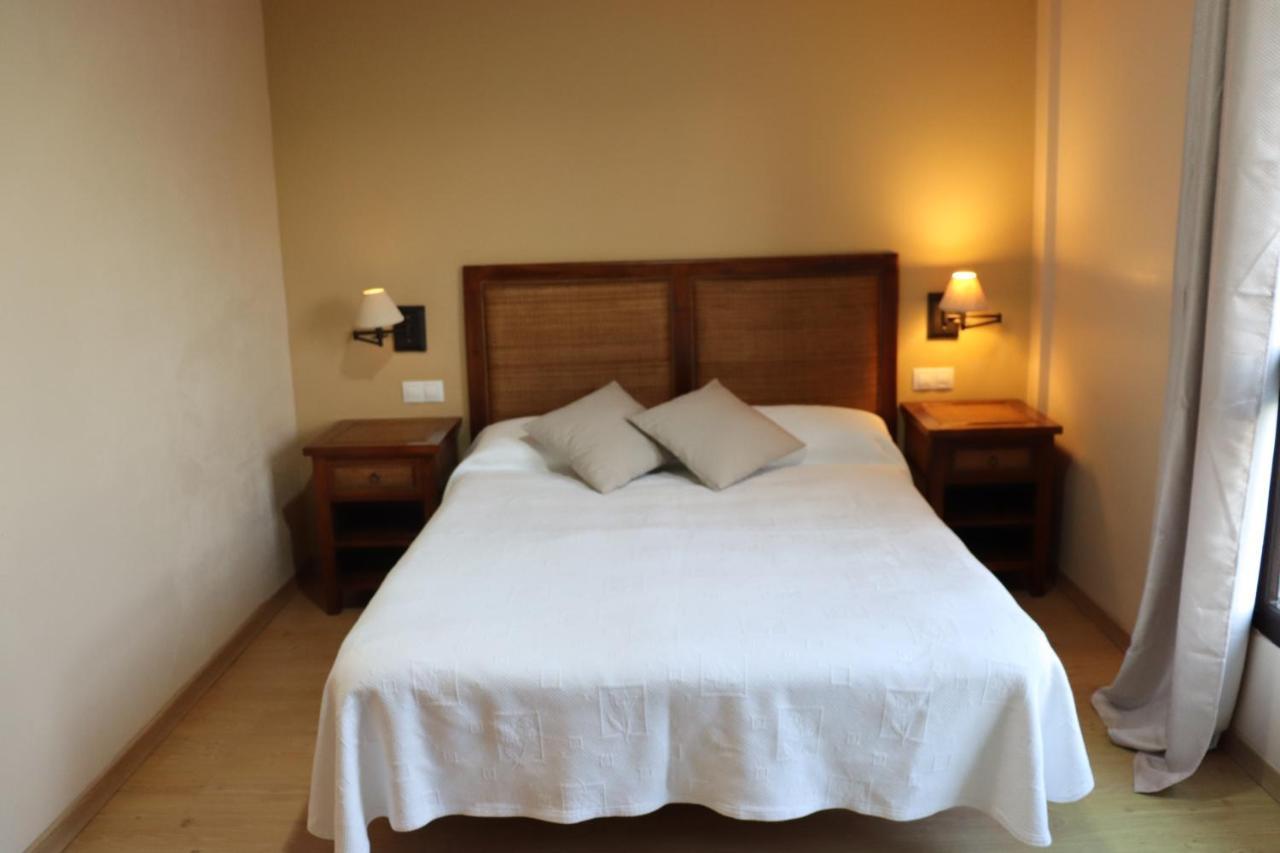 Hotel Balcón De San Bartolo 2*