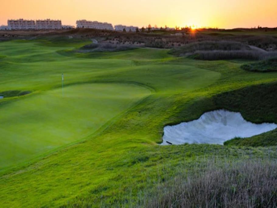 Precioso Atico En Primera Linea De Golf *