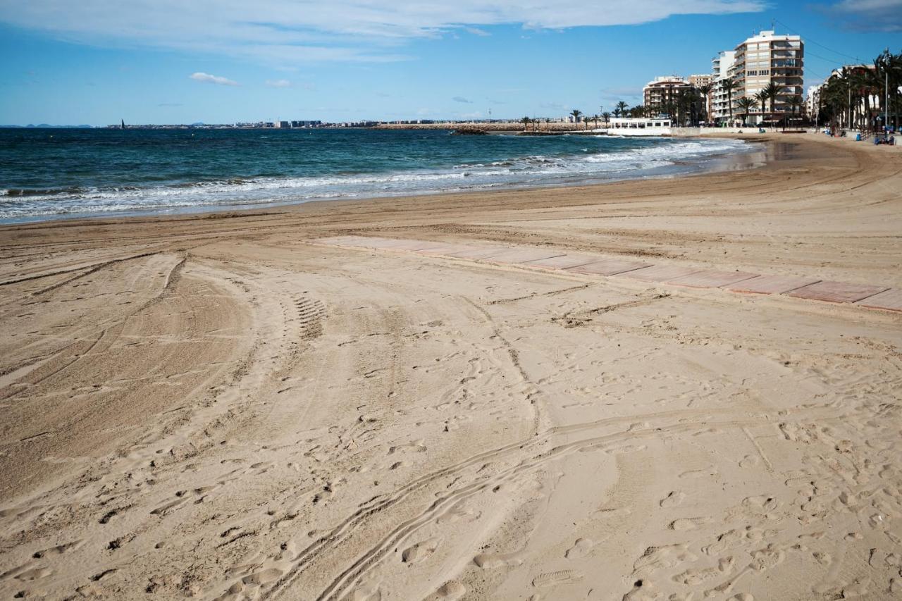 Hola Mar *