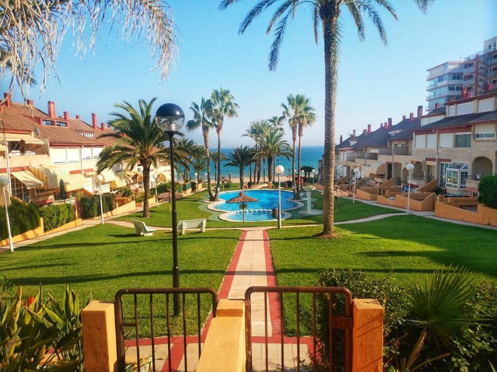 Bgw Primera Linea-terraza Al Mar- 4 *