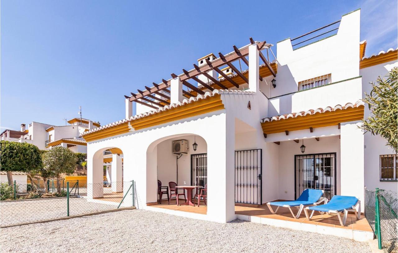 1 Bedroom Pet Friendly In *