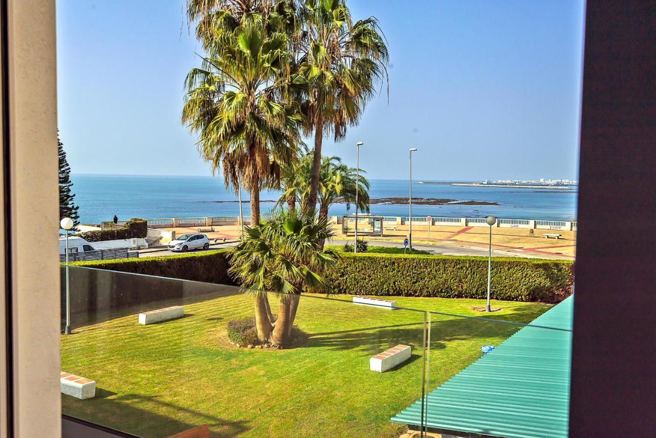 Apartment Oceanfront Duplex With A Rooftop Pool And Terrace El Puerto de Santa Maria