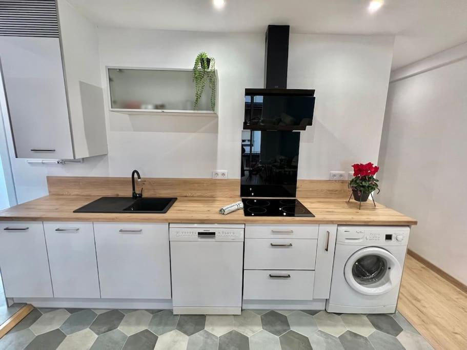 Close To Gran Via Centro Familiar Con Wifi By