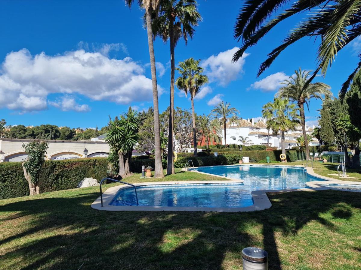 Aldea Blanca Cute * Marbella