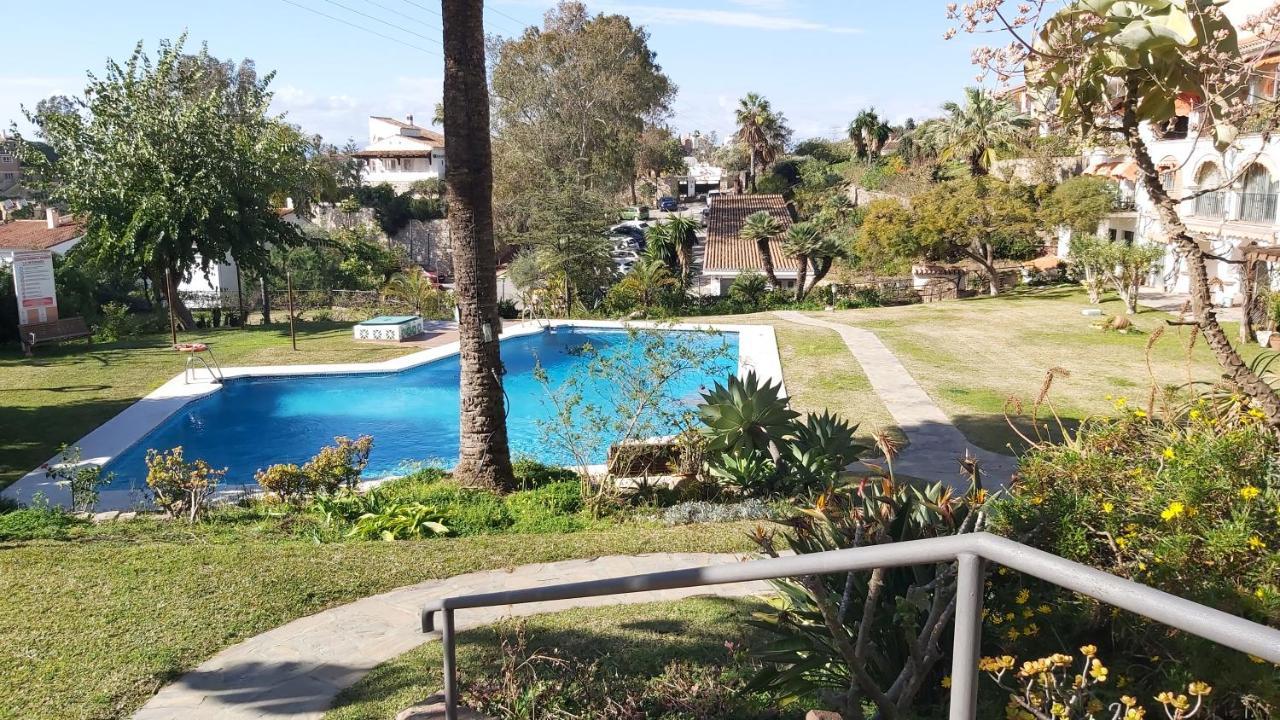 Del Parque Flats Interpares Swimmingpool Málaga