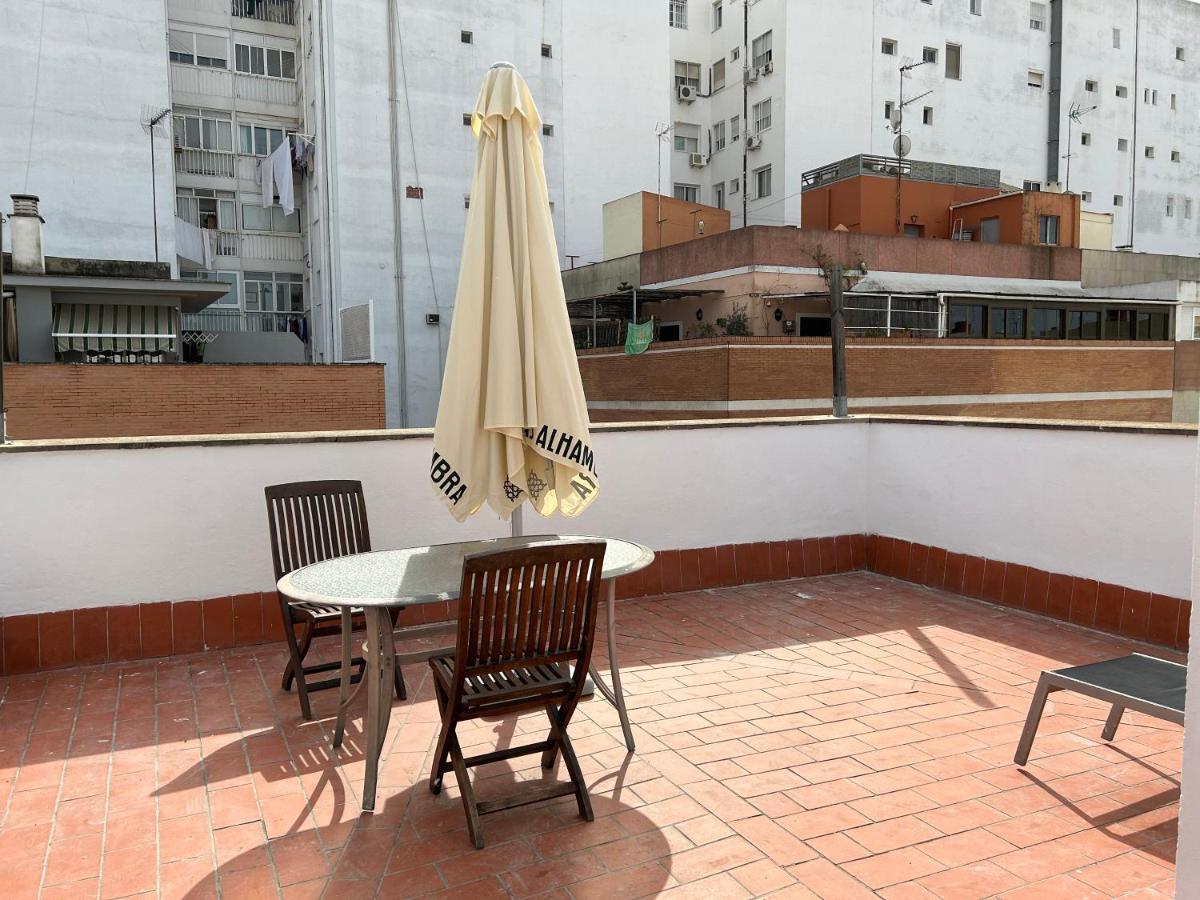 Atico Triana Con Piscina Privada * Sevilla