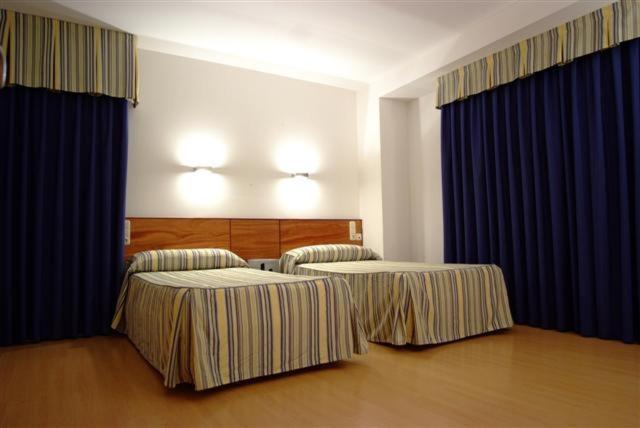 Colon Tuy Hotel 3*