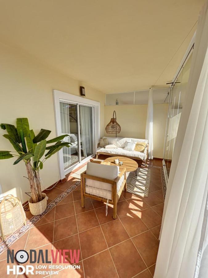 Beautiful Costa Apartment
