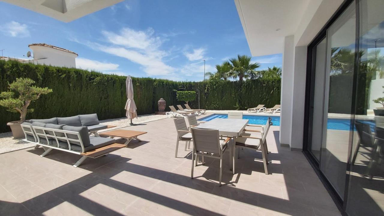 Villa Villa La Marina *