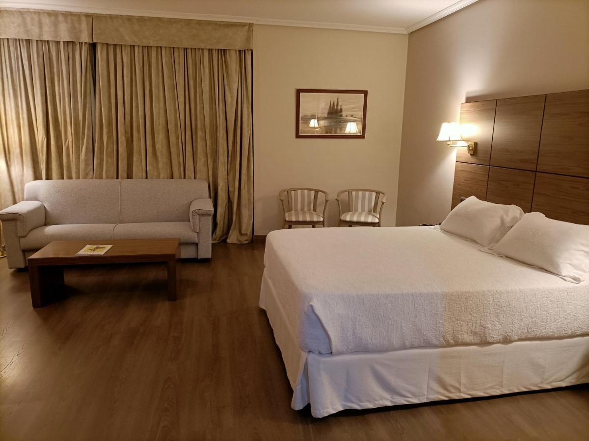 Hotel Galicia Palace 4*