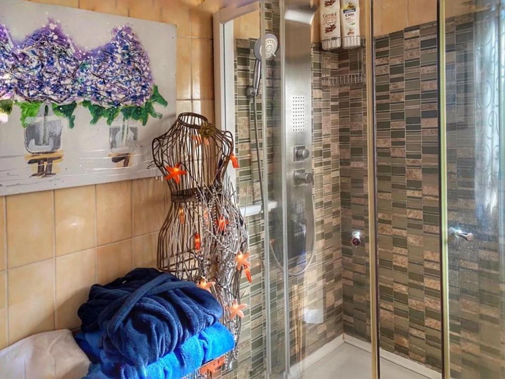 Apartment Mordelliya Private Jacuzzi