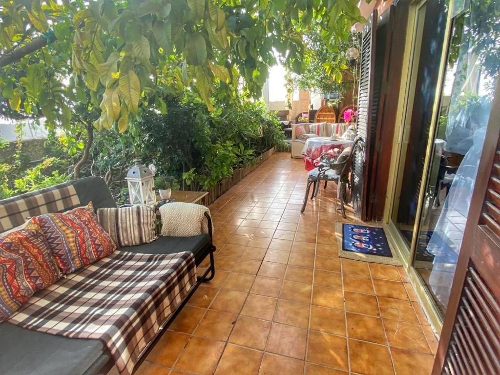 Apartment Mordelliya Private Jacuzzi