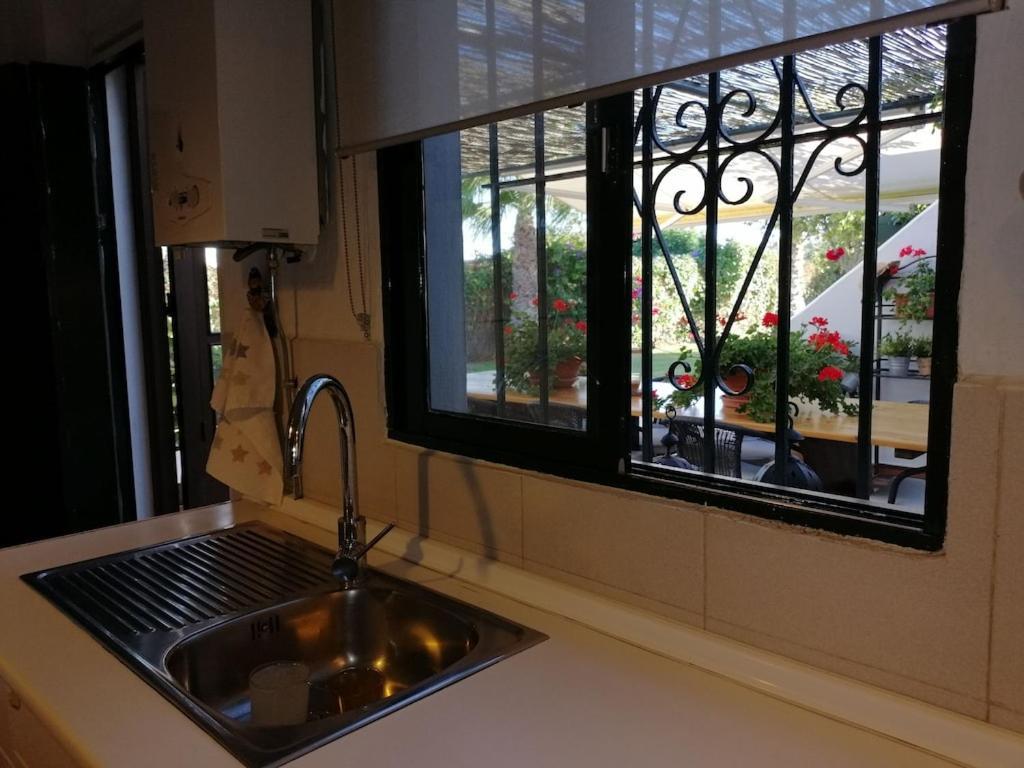 Holiday home El Campito, Piscina, Bbq, Ping-pong, Billar, 10 Min Andando De La Playa *