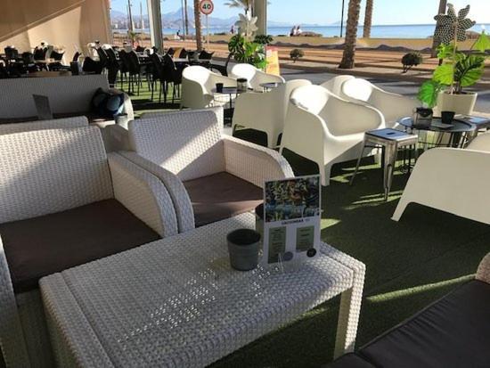 Bgw Primera Linea-terraza Al Mar- 4 Holiday home *