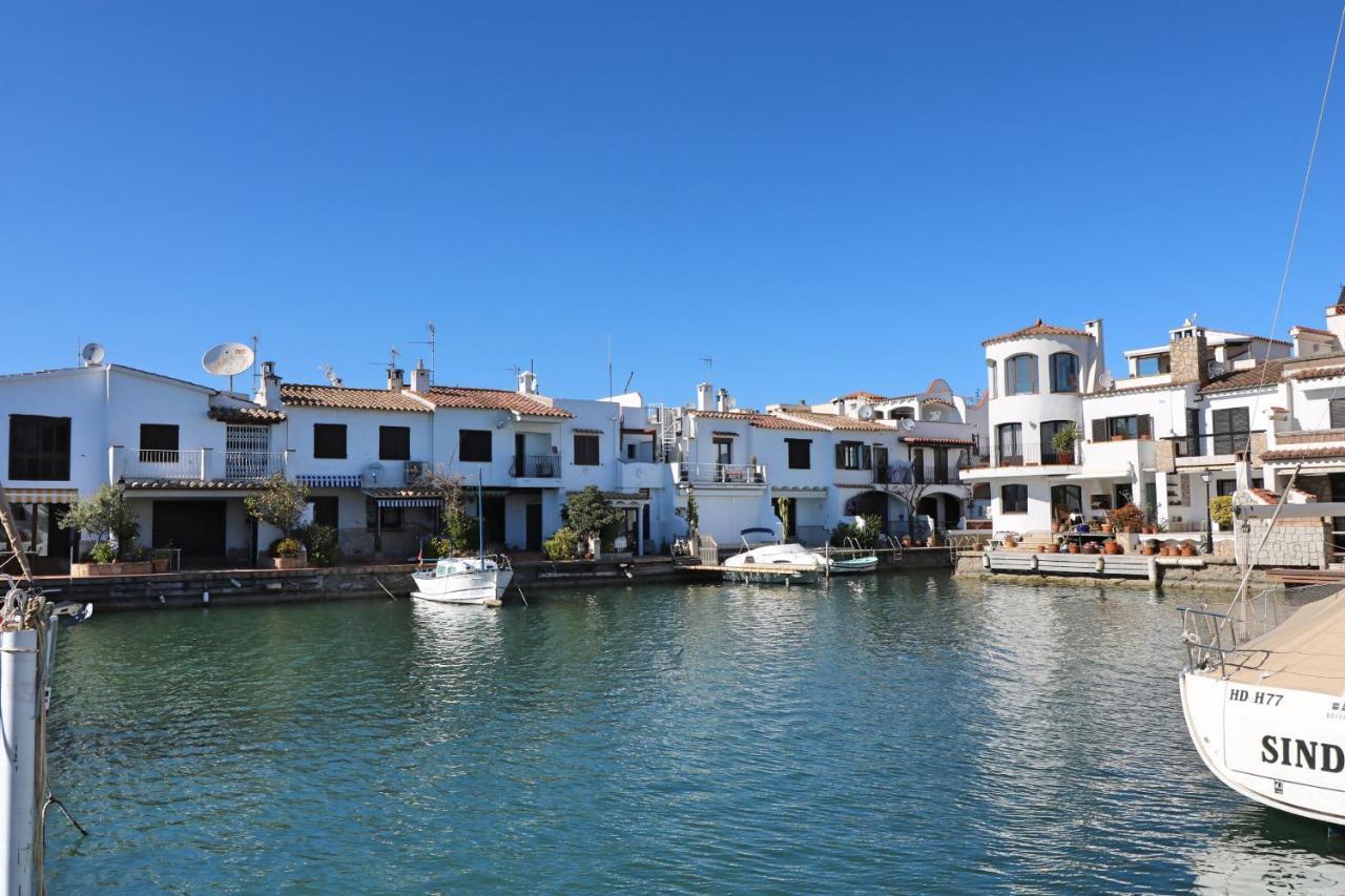Apartamento Port Moxo 78 -22 Ampuriabrava