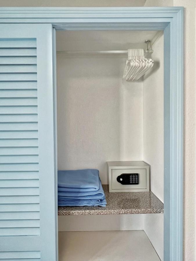 Lovely Near The With Pool & Wifi Apartamento