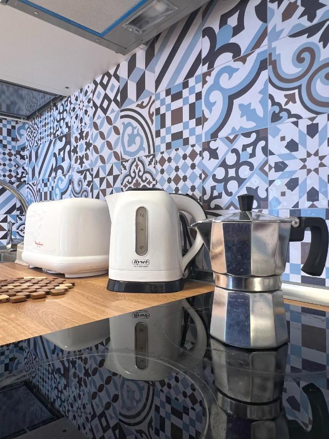 Apartamento Lovely Near The With Pool & Wifi *