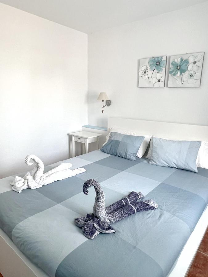 Lovely Near The With Pool & Wifi Apartamento