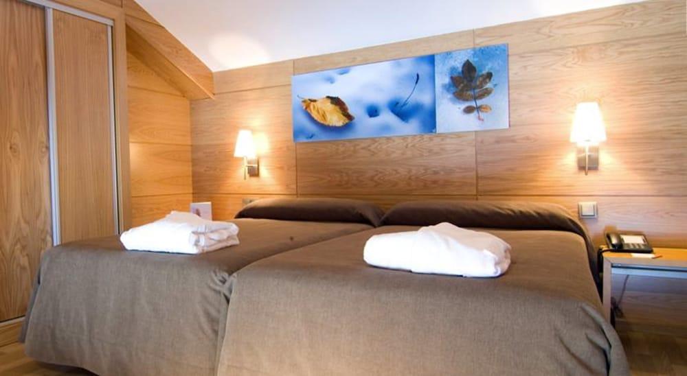 Hotel&spa La Collada 4*