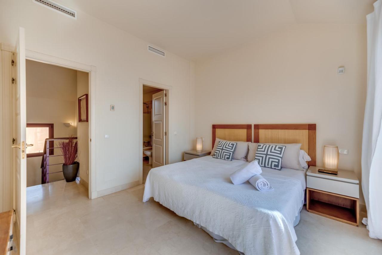 Apartment Vacation Marbella: Beachfront Luxury Duplex Penthouse Marbella
