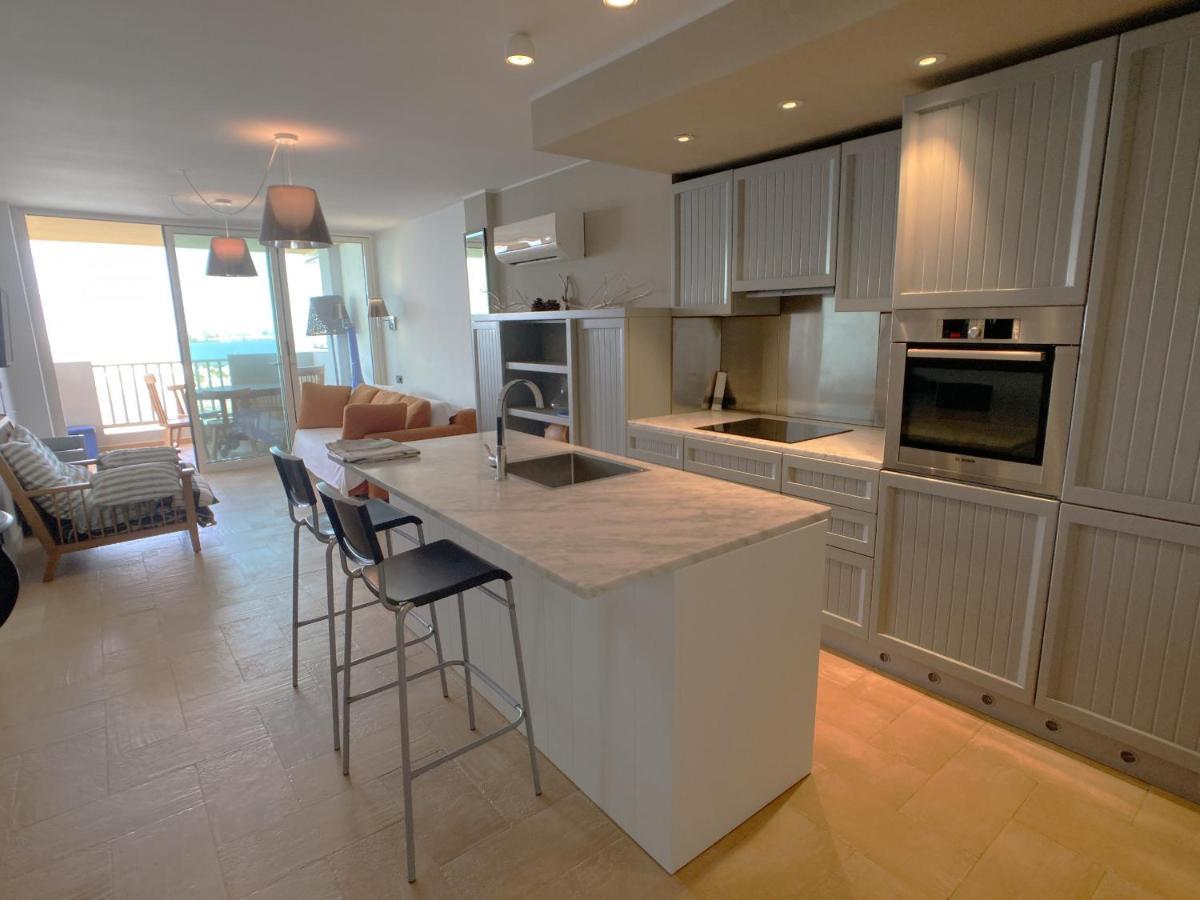 Spanish Connection - Seychelles Apartment