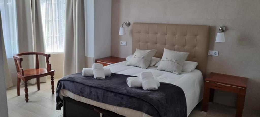 Torrealta, 4000 M2 Villa *