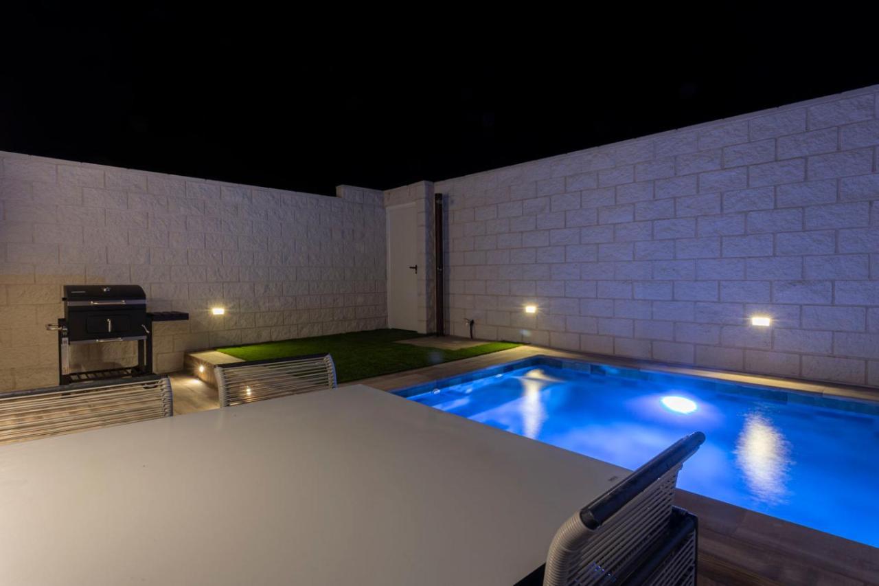 Huellas De La Mancha Apartment *