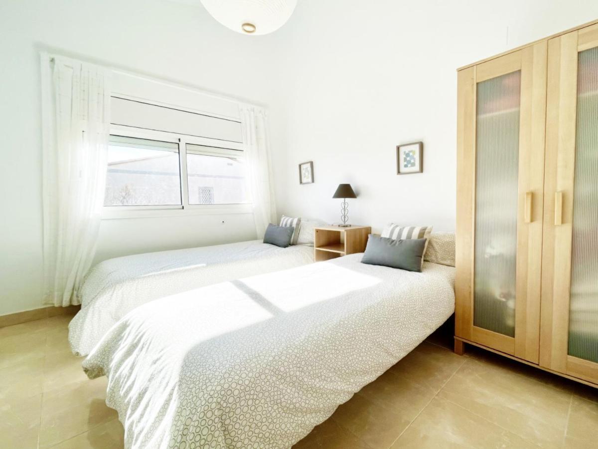 Martina 4 Bedroom With Air Conditioning & Private Swimming Pool Ideal For Families * L'Ametlla de Mar