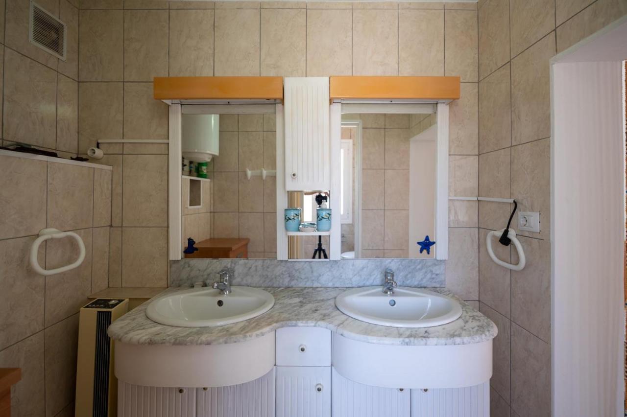 Holiday home 3br Country - Private Pool & Terrace *