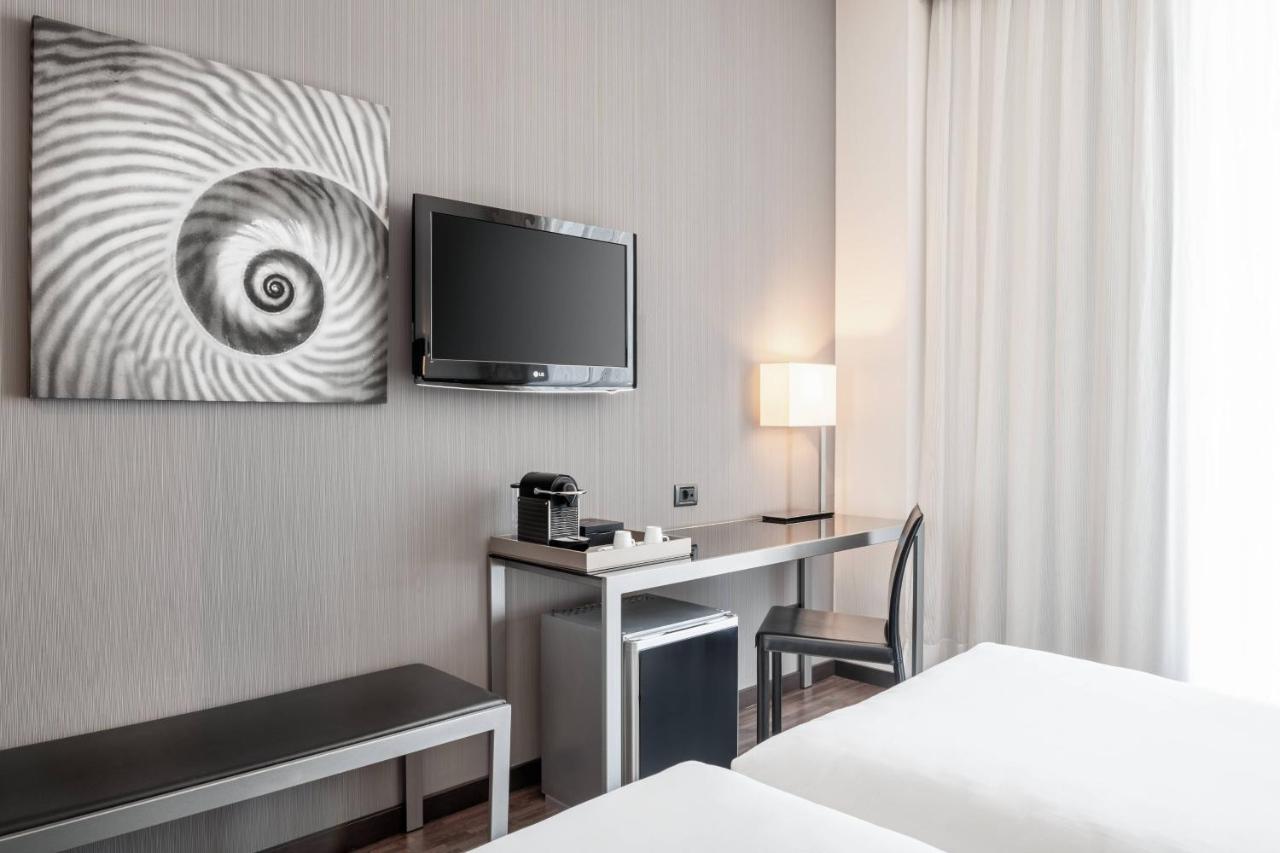 Hotel Ac Palacio Universal By Marriott