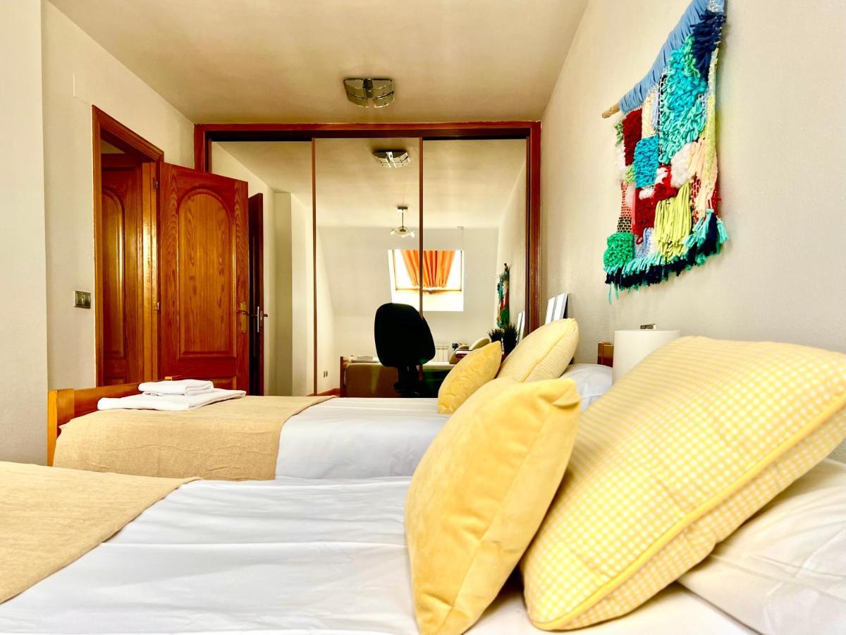 Housingleon - Conde Duplex Con Garaje Gratuito Apartment Leon