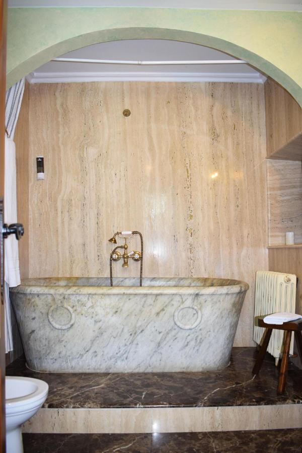 Casona De Linares Hotel Selaya