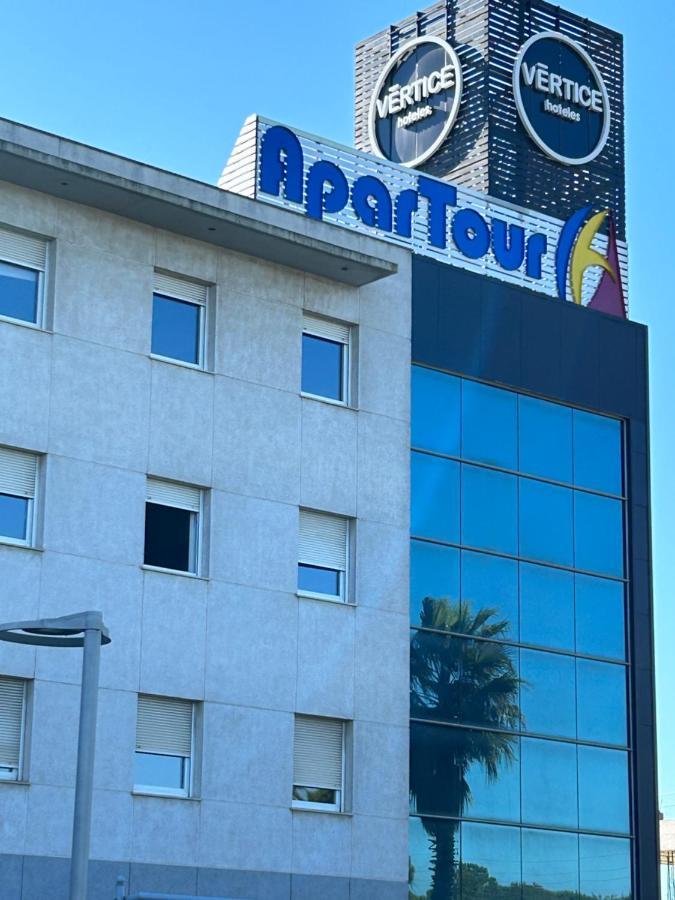 Seville Luxury Parking Opcional