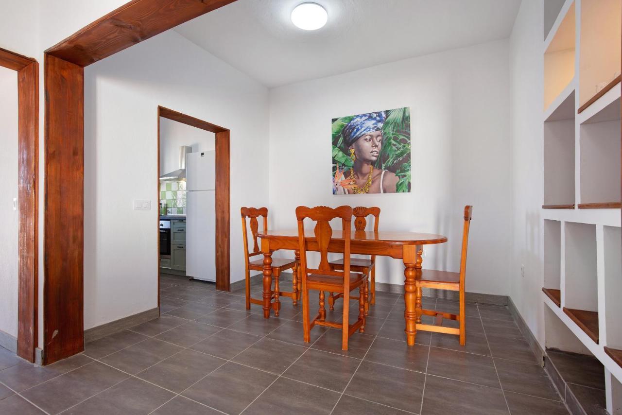 Casa Vieja