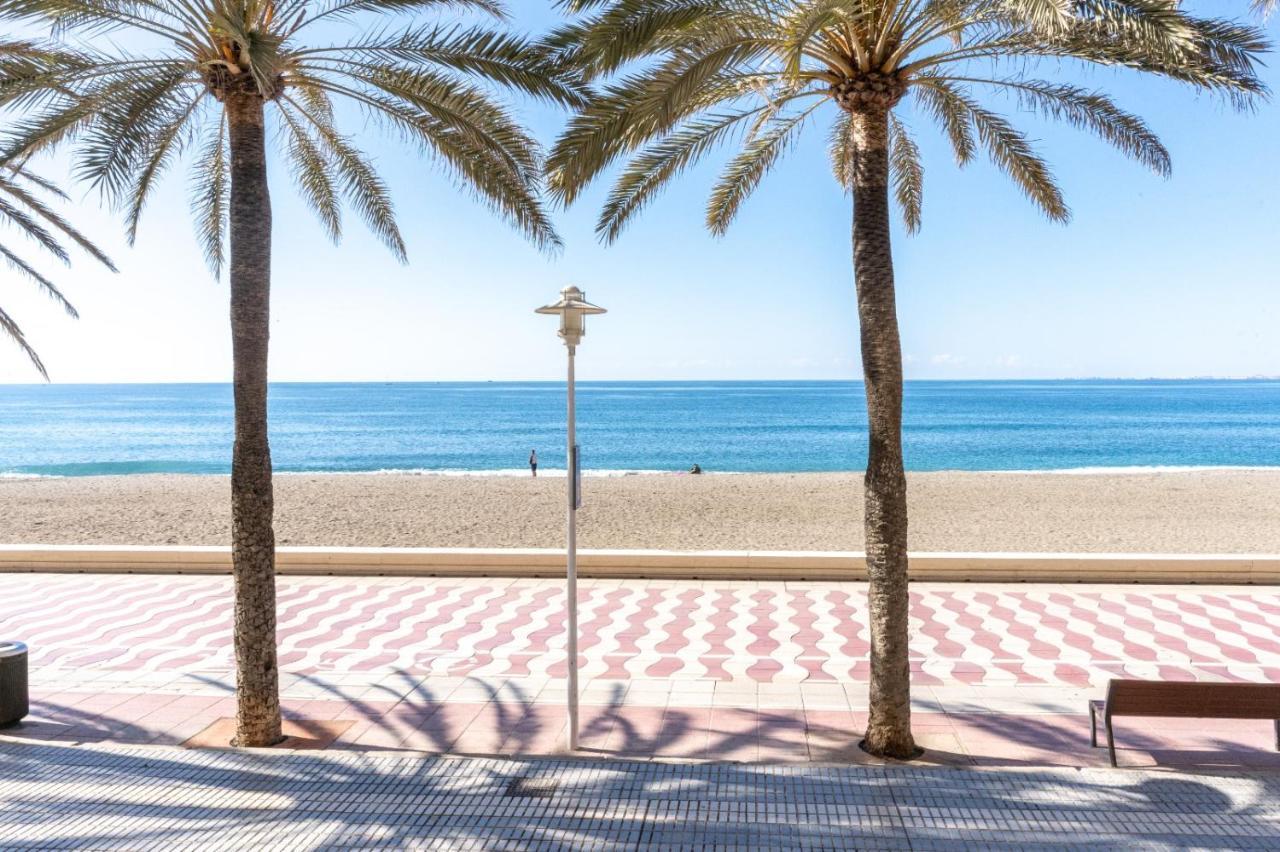 Expoholidays- Paseo Maritimo Almeria