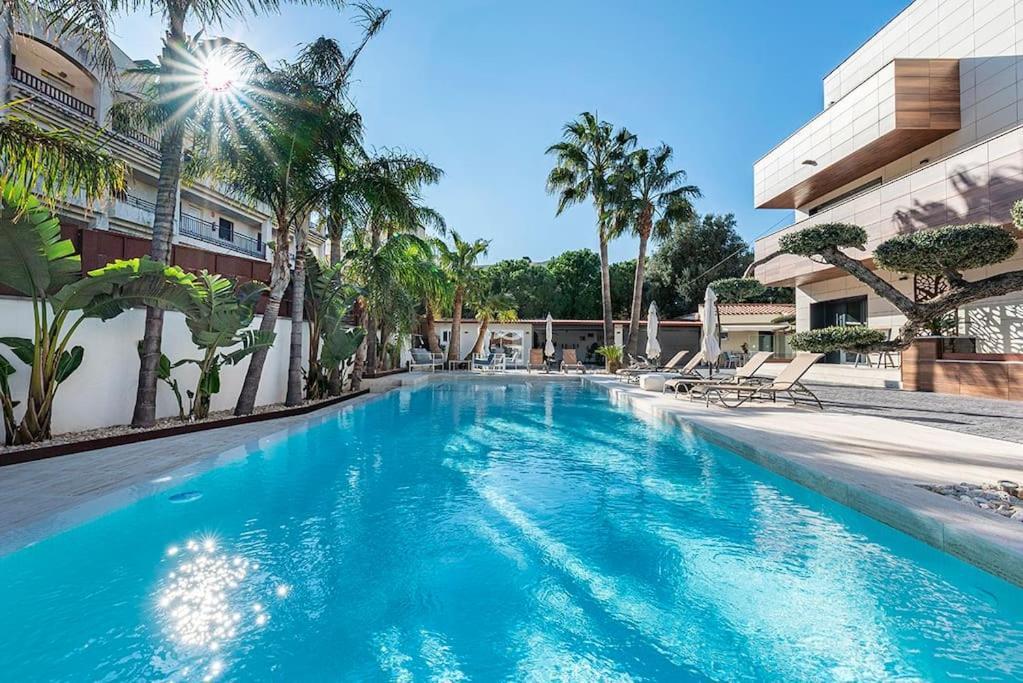 Apartamento 5 Stelle Piscina, Jacuzzi, Wifi - 2 Min Dal Mare Miami Platja (Miami Playa)