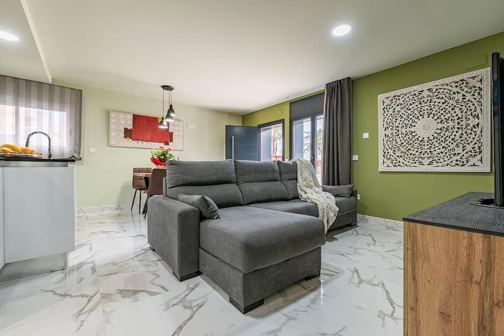 Apartamento 5 Stelle Piscina, Jacuzzi, Wifi - 2 Min Dal Mare Miami Platja (Miami Playa)