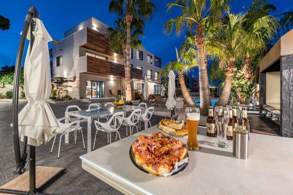 5 Stelle Piscina, Jacuzzi, Wifi - 2 Min Dal Mare * Miami Platja (Miami Playa)