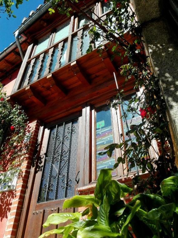 El Balconcillo-los Sitios De Aravalle * Umbrías