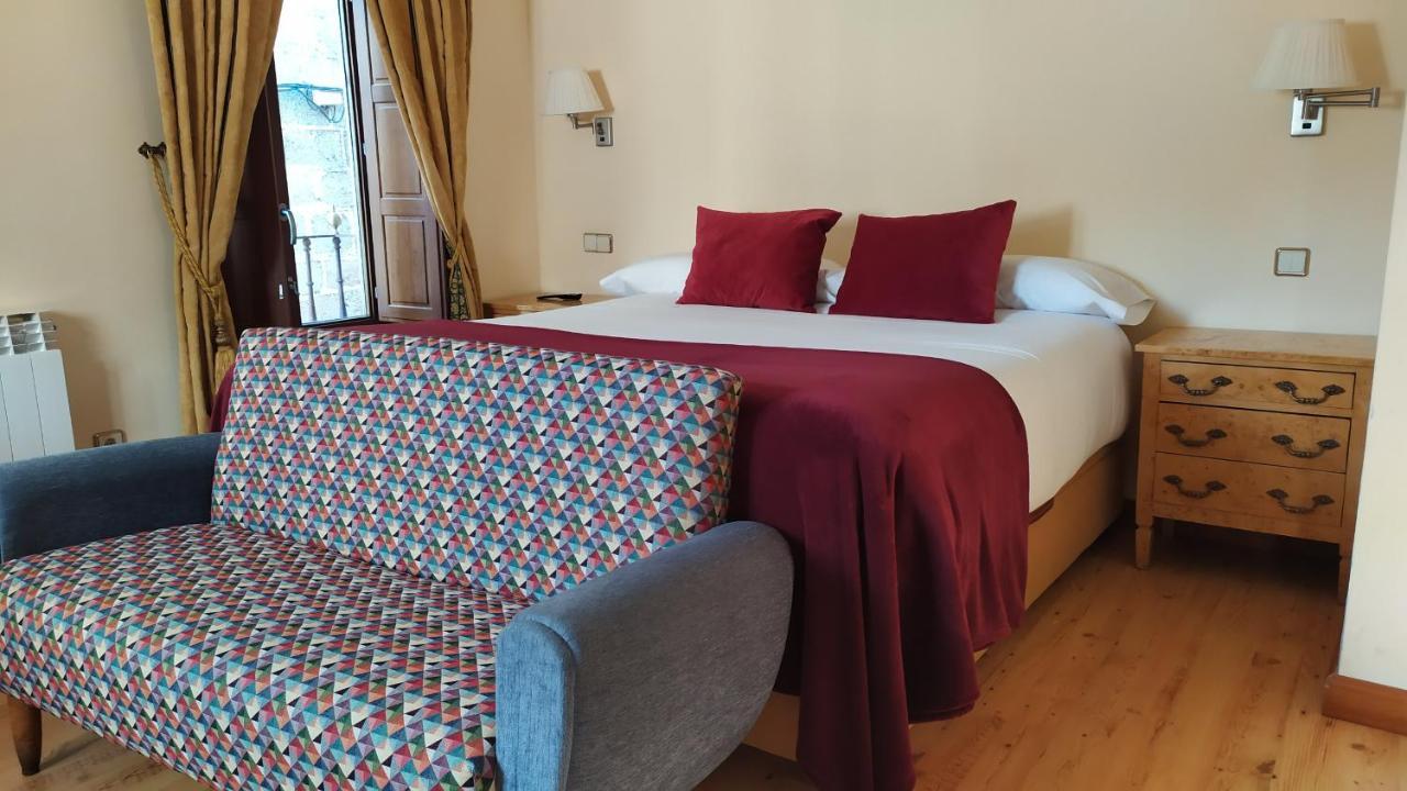 Rural Cayetana Hotel 4*