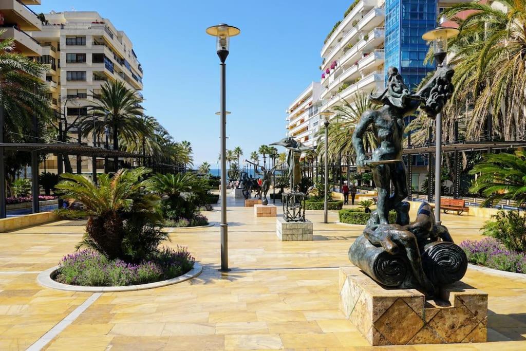 Apartment Luxury Penthouse With Panoramic Sea View Marbella