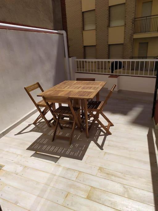 Apartamento 4 Personas Cerca Del Paseo Apartment *