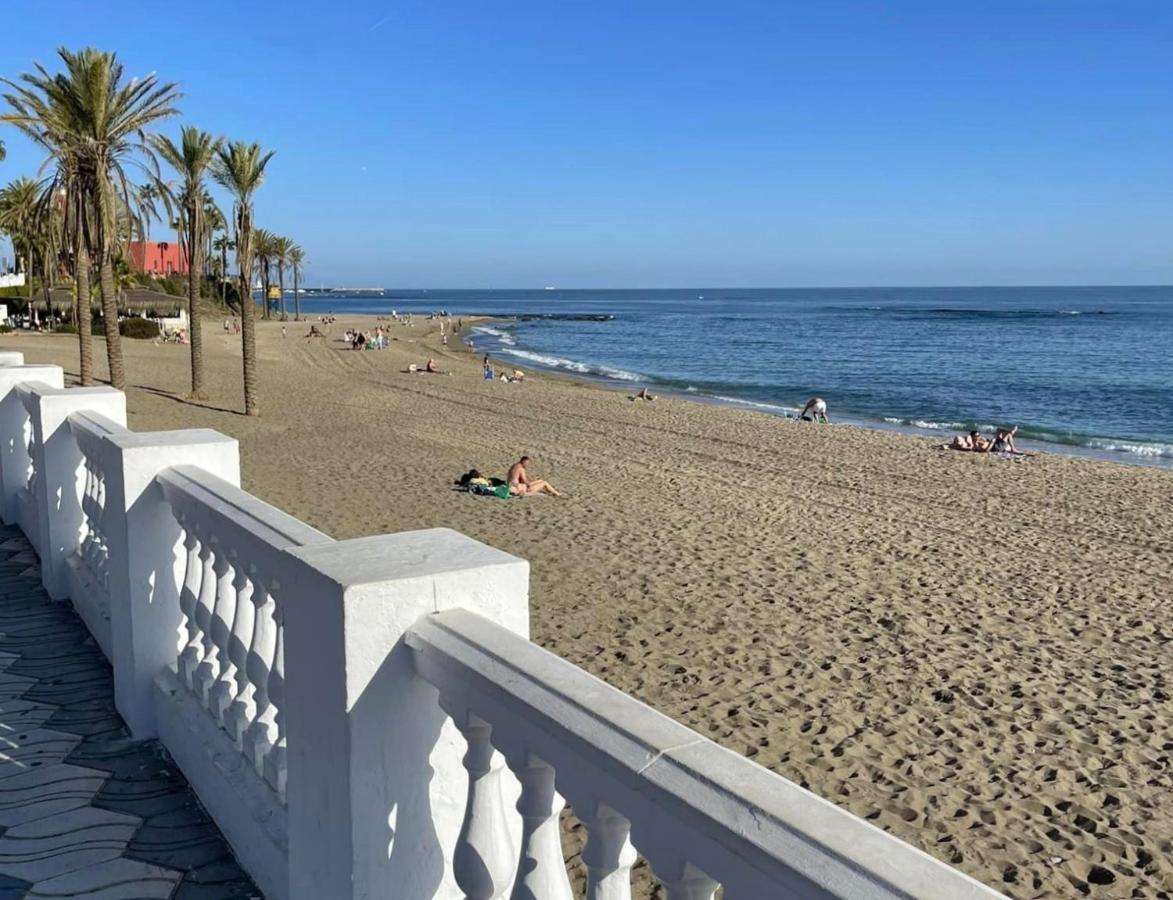 Aloha Playa With Ocean Views And Pools Benalmádena