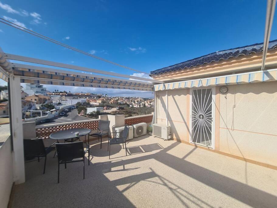 Gorgeous 3 Bed/2 Bath Pool & Golf Views * Ciudad Quesada