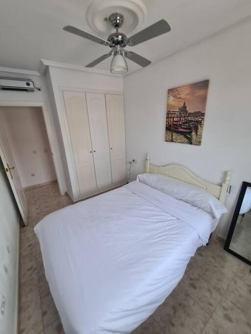 Gorgeous 3 Bed/2 Bath Pool & Golf Views