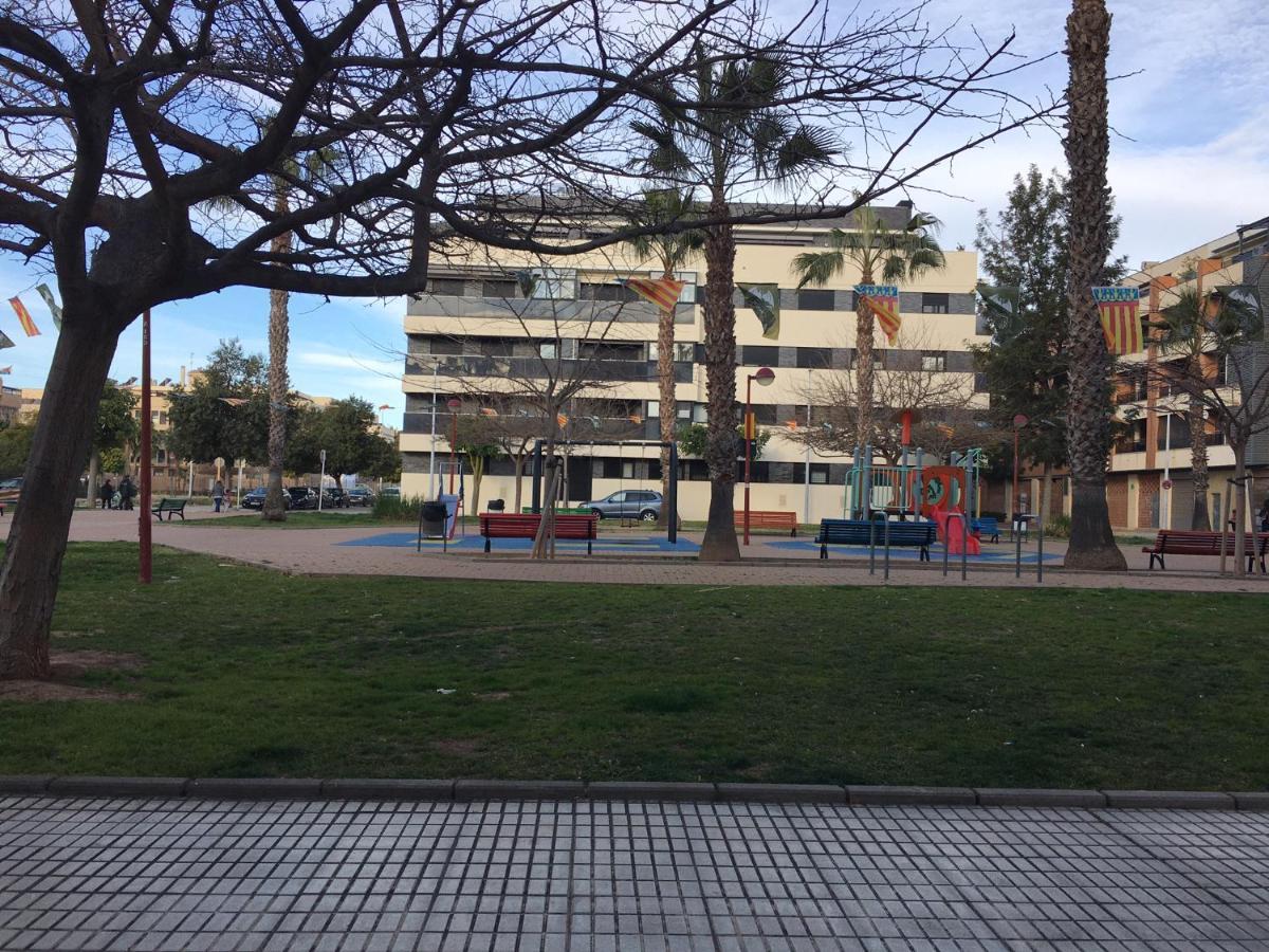 Modern & Sunny Near Valencia