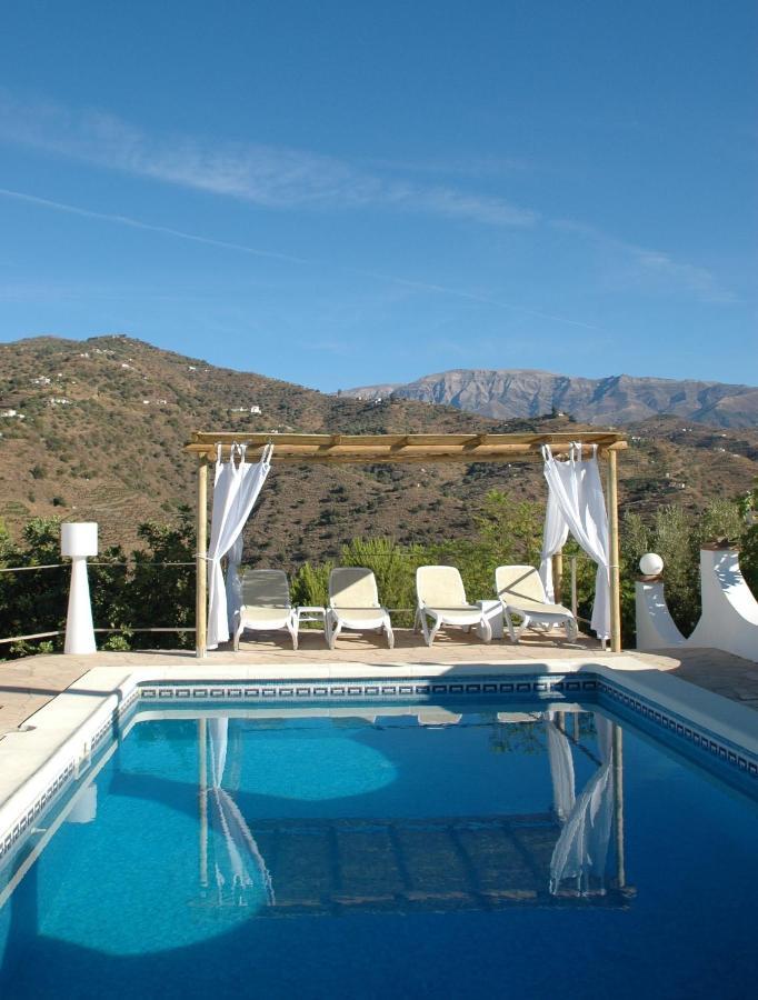Casa La Flor, With Seaview In Region Malaga Villa Sayalonga