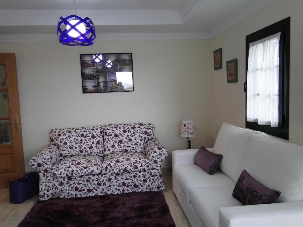 El Pinedo Apartment *