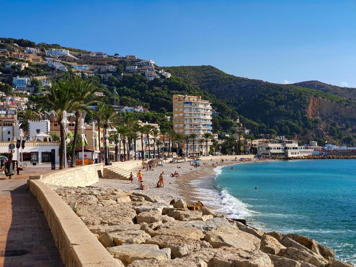 La Renda Mediterranean - Beach, Port And Amenities Within Walking Distance *