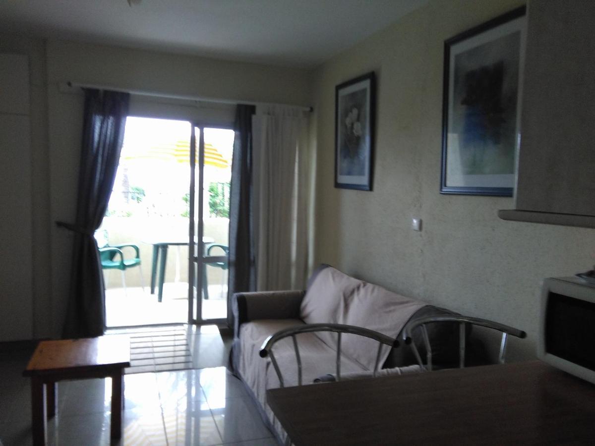 Apartamento Beautiful Ground Floor Benalbeach